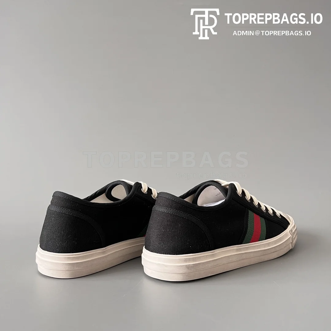 i1725715733_9302_1 Gucci Lido in Black