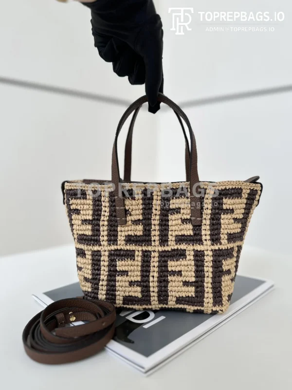 i1726480216_1694_2 Fendi Mini Roll in Beige