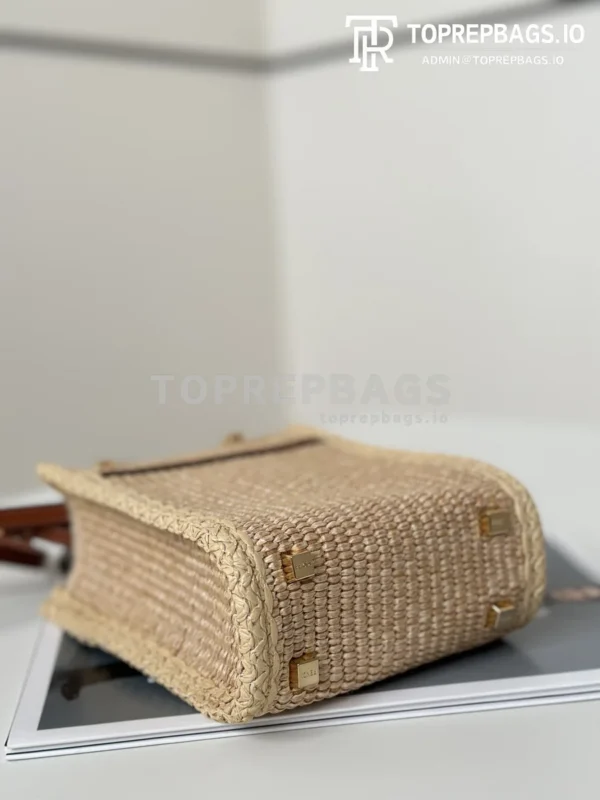 i1727249134_1195_3 Fendi Sunshine Shopper Mini in Beige