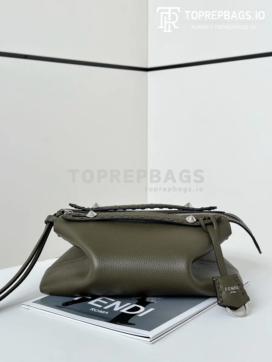 i1727343500_3232_4 Fendi By The Way Selleria in Green