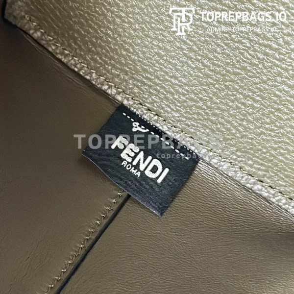 i1727343500_3716_3 Fendi By The Way Selleria in Green