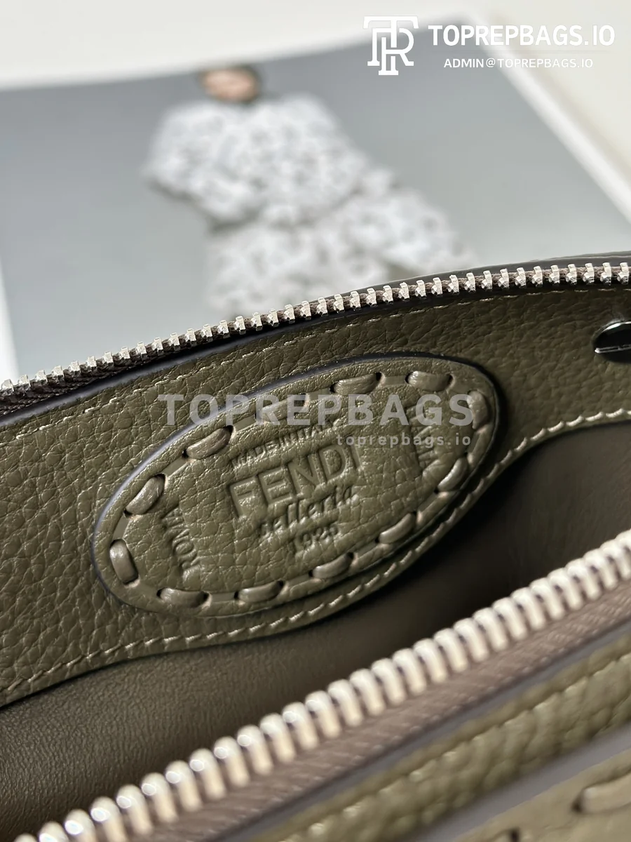 i1727345274_7205_1 Fendi By The Way Selleria in Green