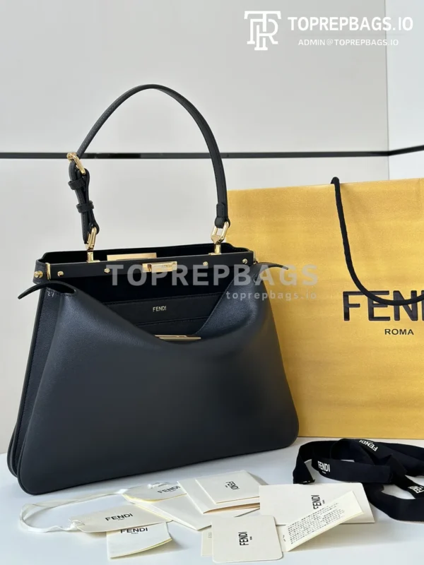 i1728987585_3273_0-1 Fendi Peekaboo Medium in Black