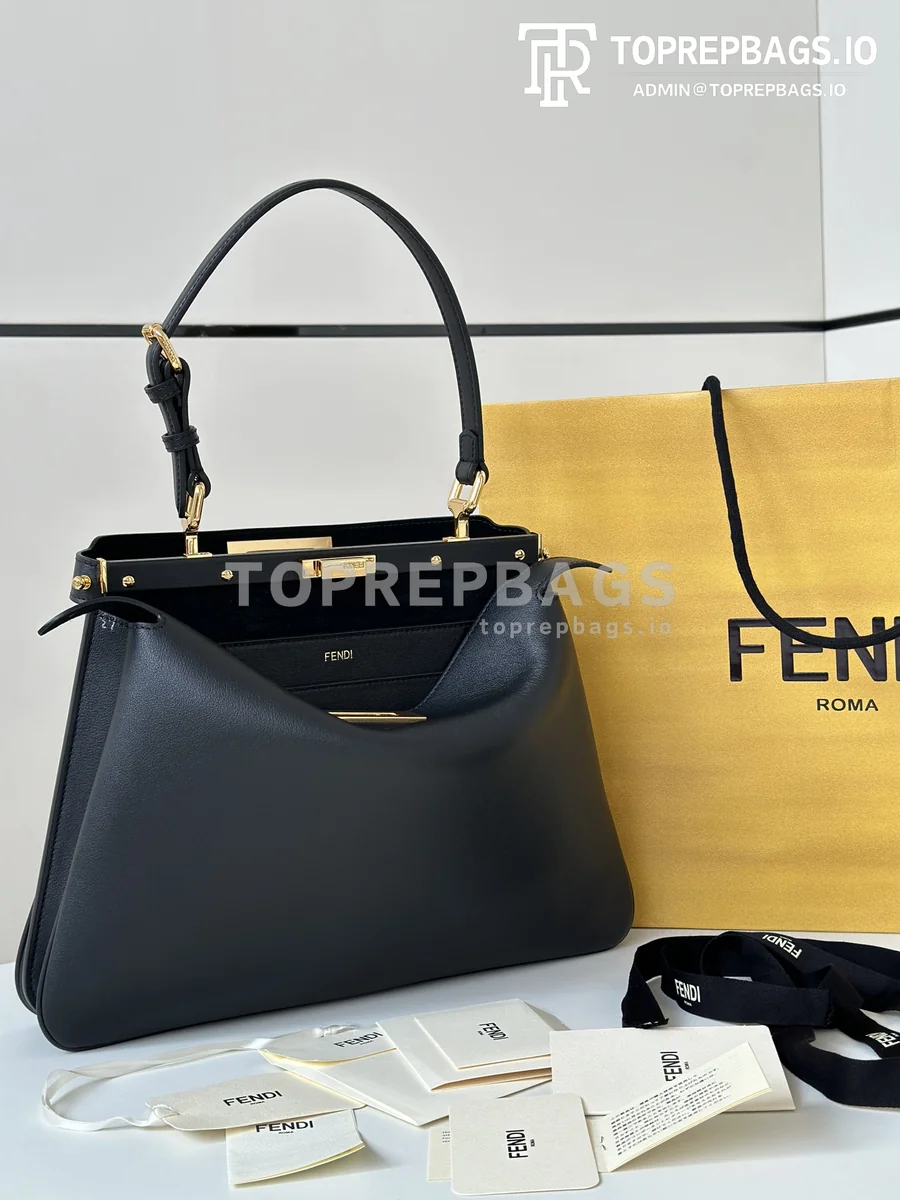 i1728987585_3273_0-1 Fendi Peekaboo Medium in Black