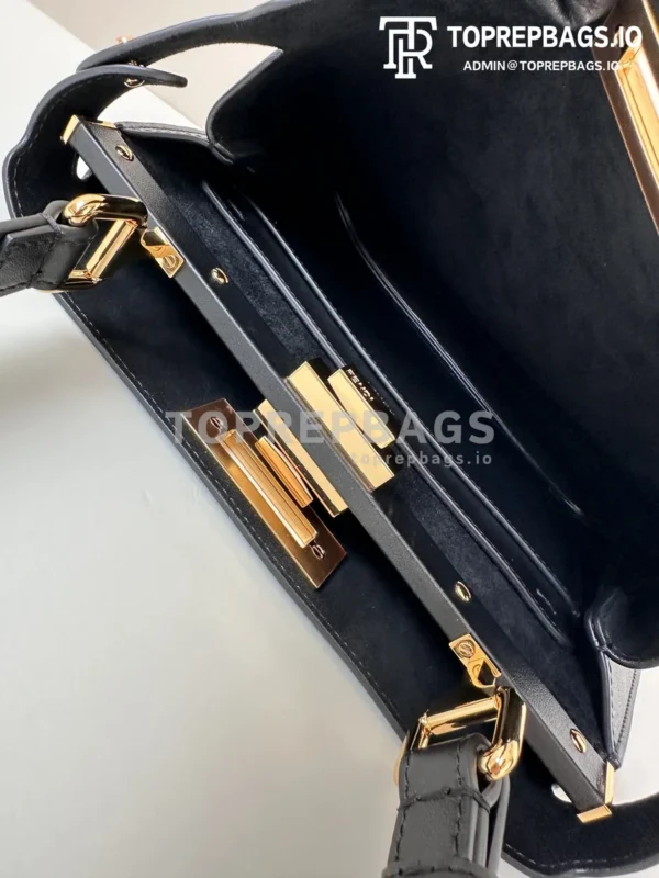 i1728987585_4013_5-1 Fendi Peekaboo Medium in Black