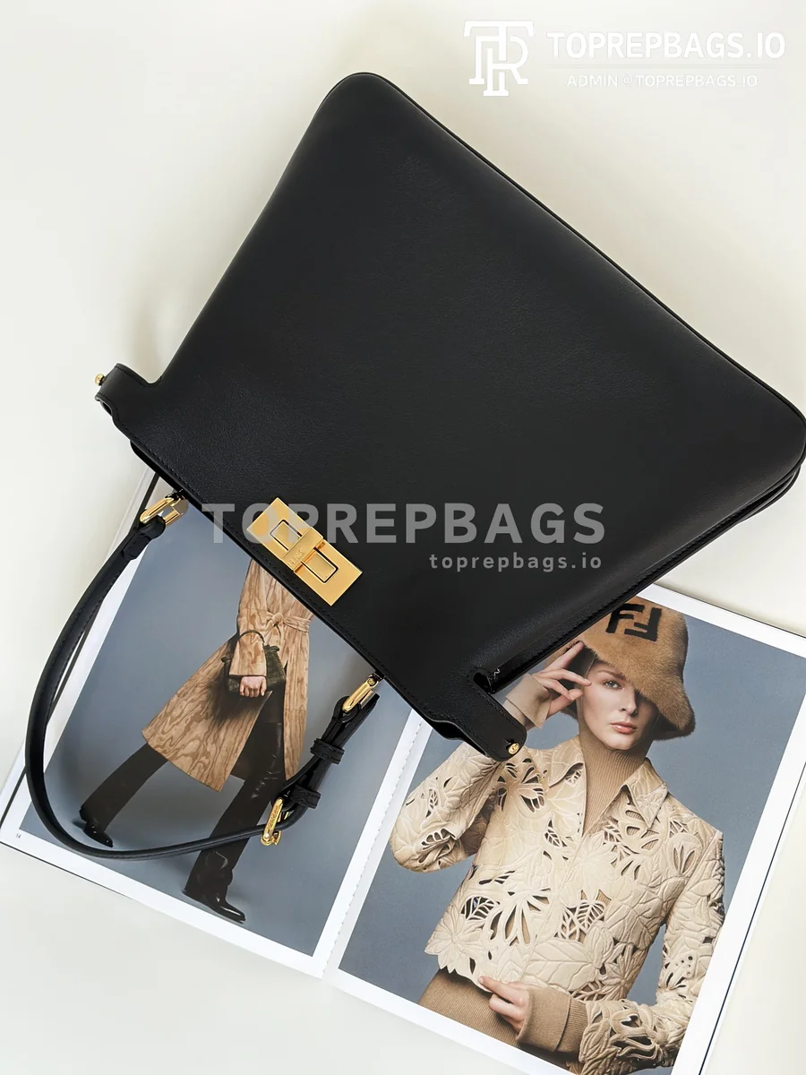 i1728987585_9846_8-1 Fendi Peekaboo Medium in Black