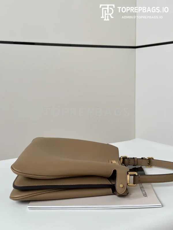i1728991298_3051_3 Fendi Peekaboo Medium in Taupe