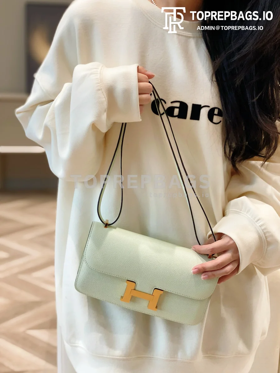 i1729316204_2425_0 Hermes Constance in Green
