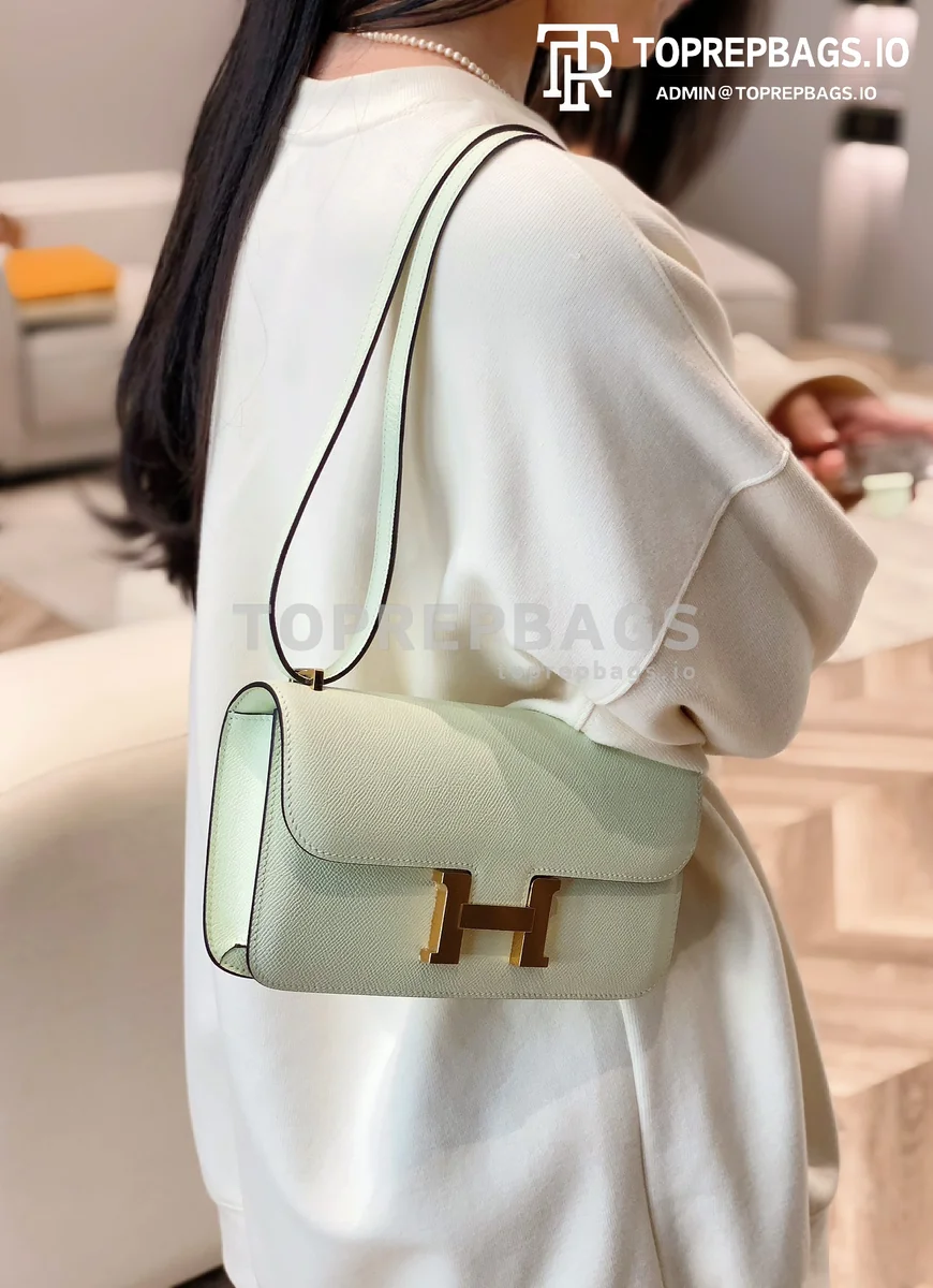 i1729316204_4853_1 Hermes Constance in Green
