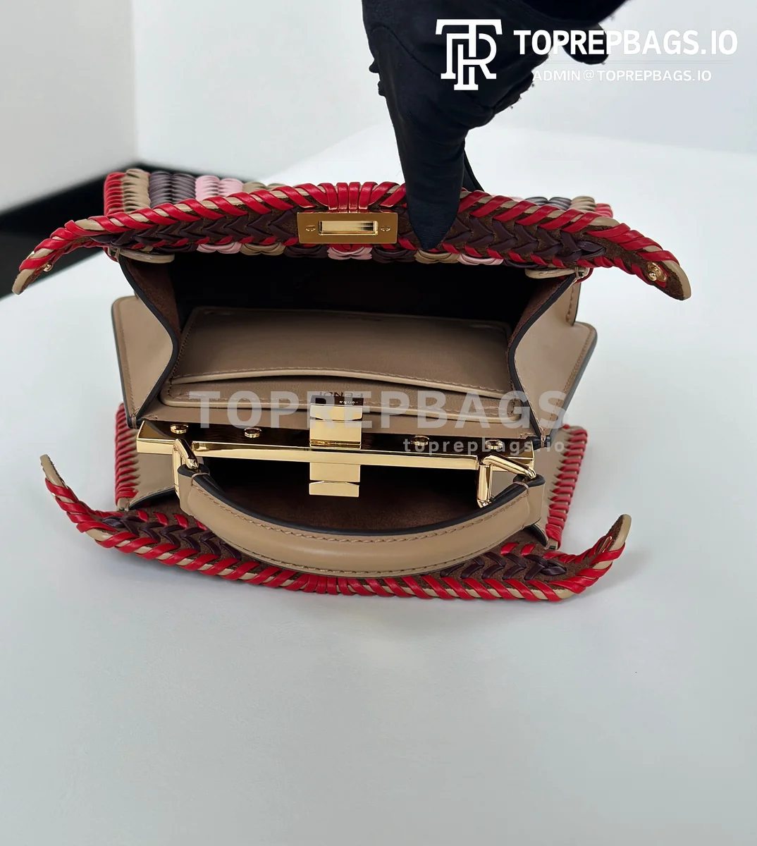 i1731831856_3022_8 Fendi Peekaboo ISeeU in Khaki