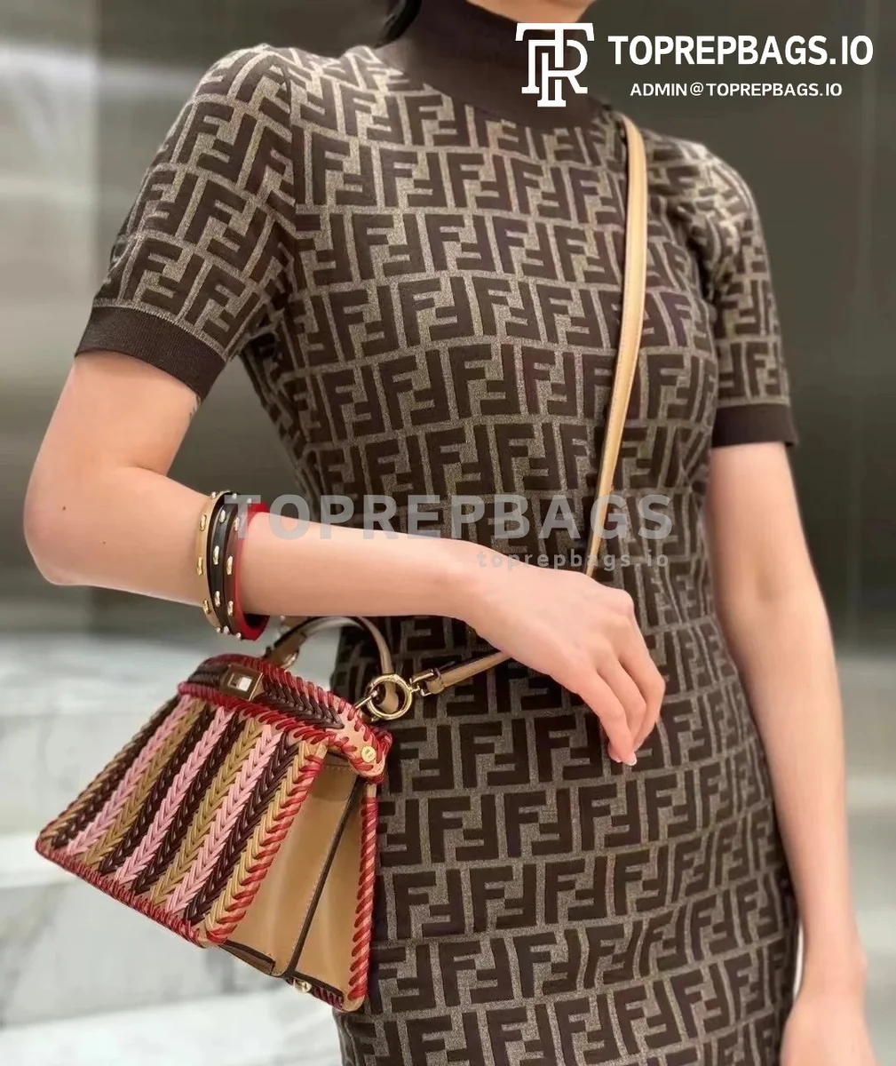 i1731832850_8552_2 Fendi Peekaboo ISeeU in Khaki