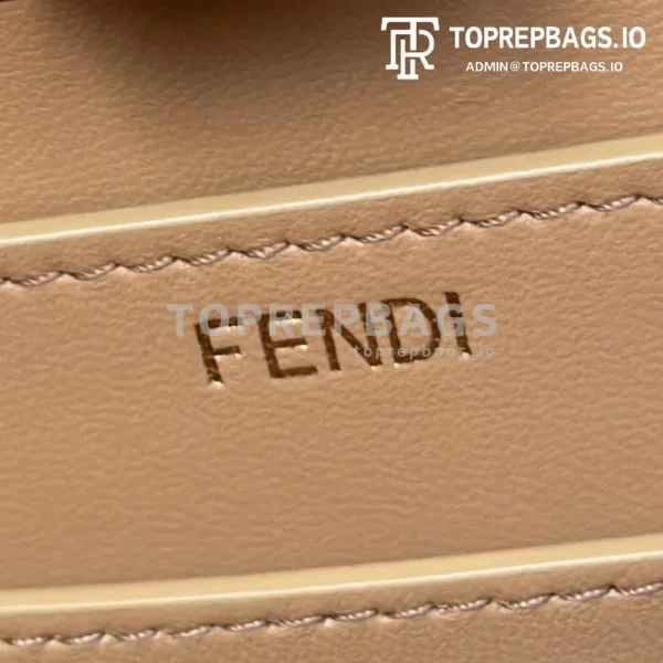i1731832923_4335_6-1 Fendi Peekaboo ISeeU in Multicolor
