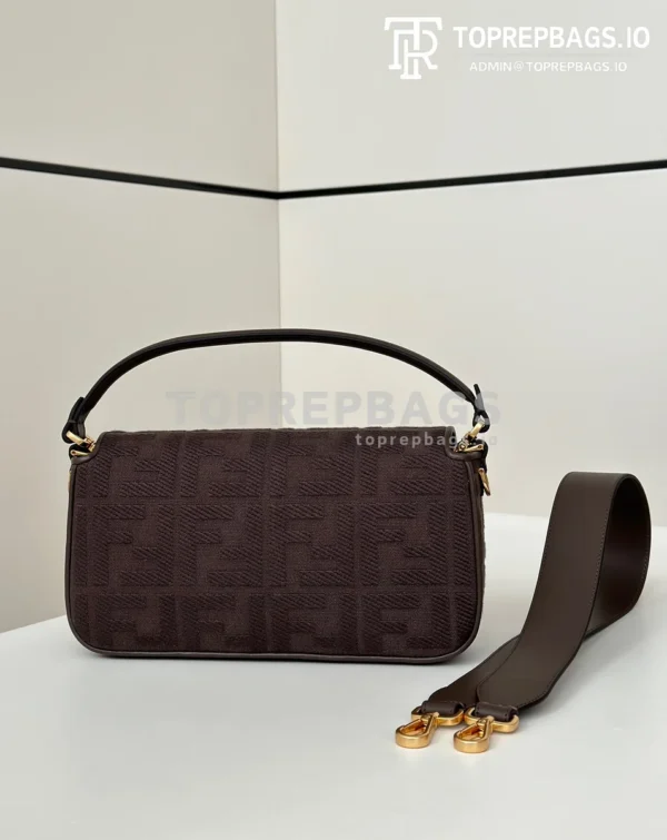 i1734506708_9690_1 Fendi Baguette in Brown