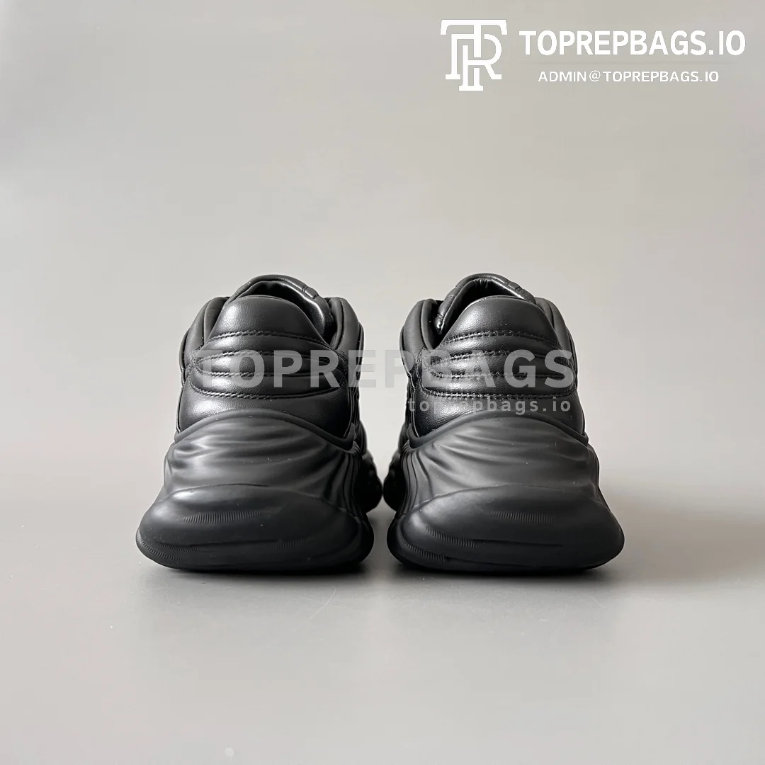 i1735463353683_372_0_4 Gucci Ripple in Black