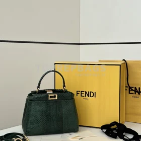 i1735982596_8794_0 Fendi Peekaboo in Green