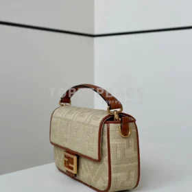 Fendi Baguette in Yellow