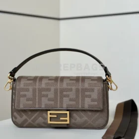 i1745126543_6239_0 Fendi Baguette in Taupe