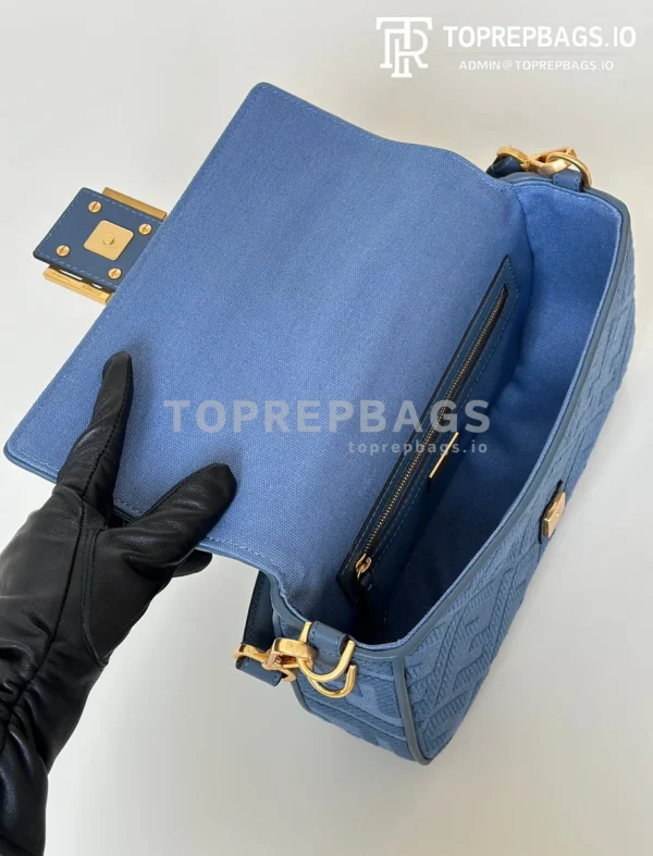 i1745640056_2778_8 Fendi Baguette in Blue