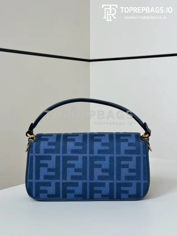 i1745640056_2966_2 Fendi Baguette in Blue