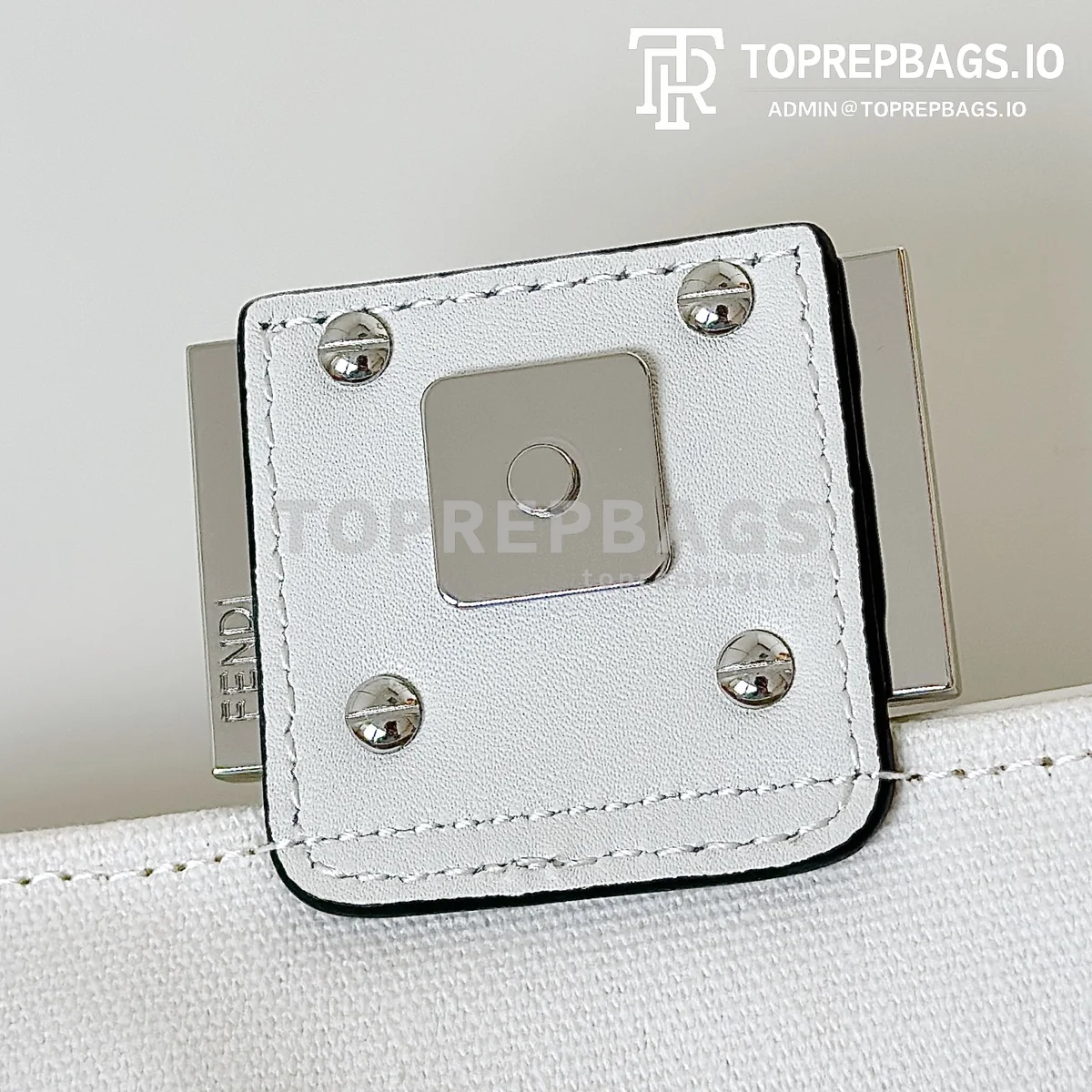 i1745644850054_8057_0_5 Fendi Baguette in White