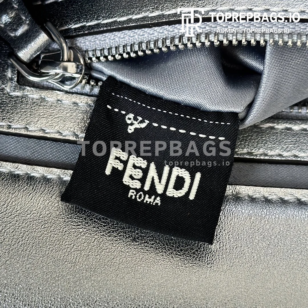 i1746195573_4354_7 Fendi Baguette Medium in Grey