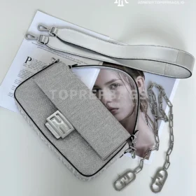 i1746195611_3090_0 Fendi Baguette Medium in Grey
