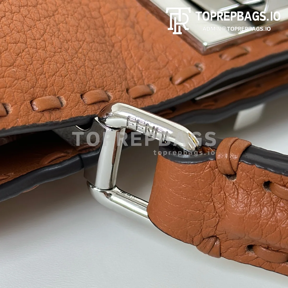 i1746598585672_7060_0_5 Fendi Peekaboo Small in Brown