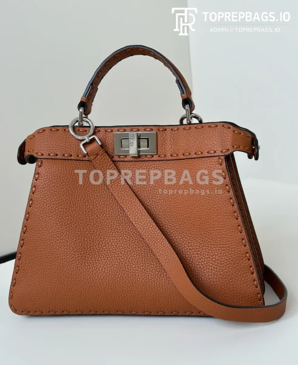 i1746598585673_8510_0_0 Fendi Peekaboo Small in Brown