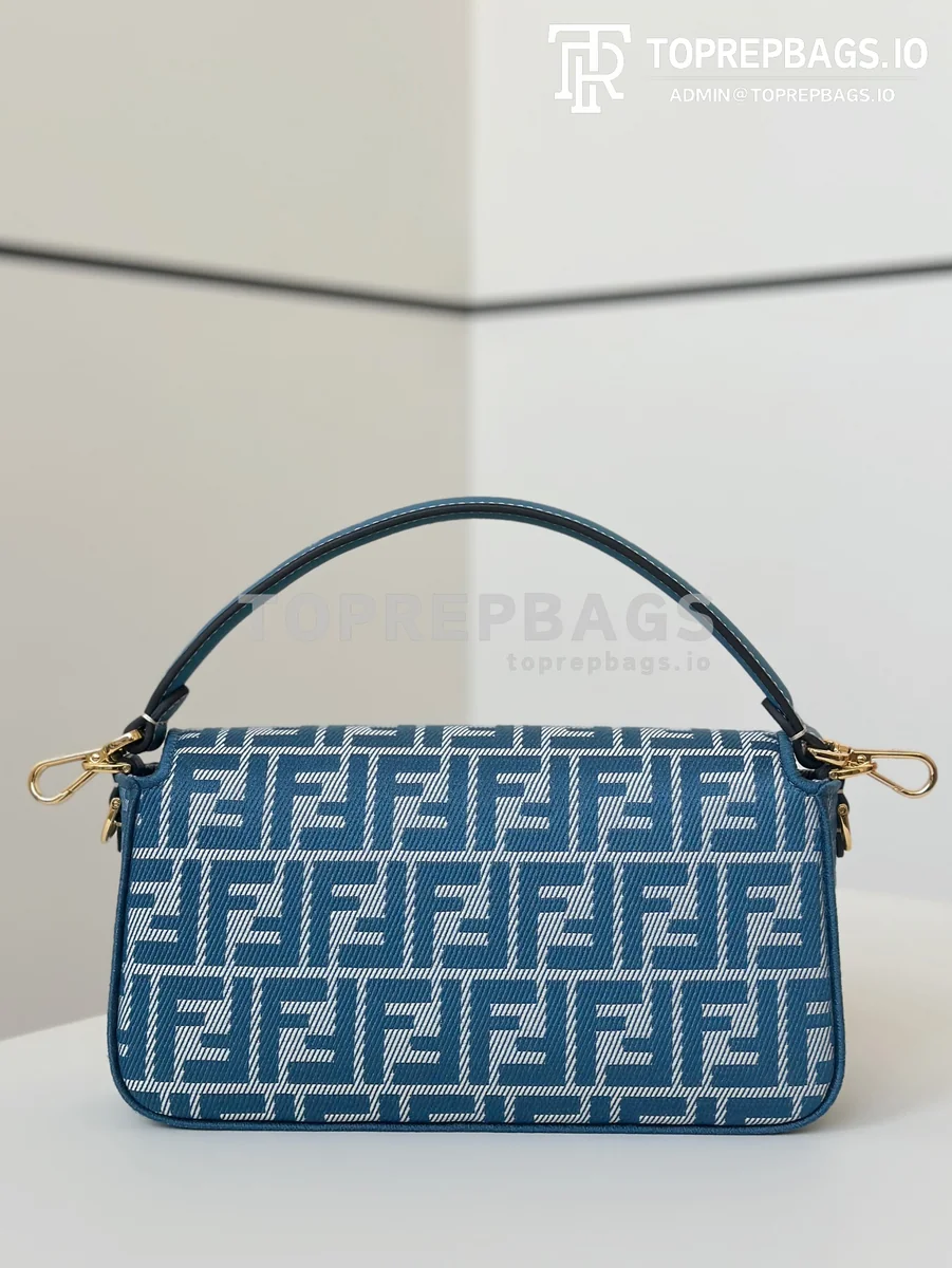 i1747126974_2426_2 Fendi Baguette Medium in Blue