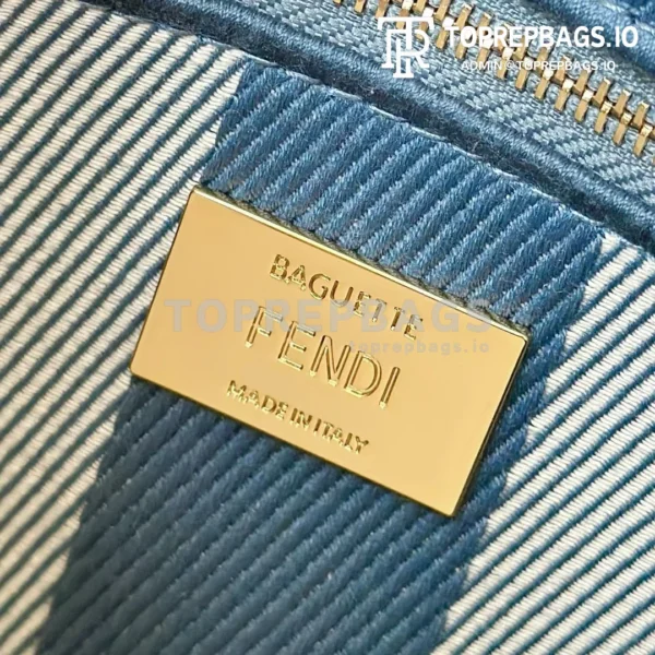 i1747126974_715_5 Fendi Baguette Medium in Blue