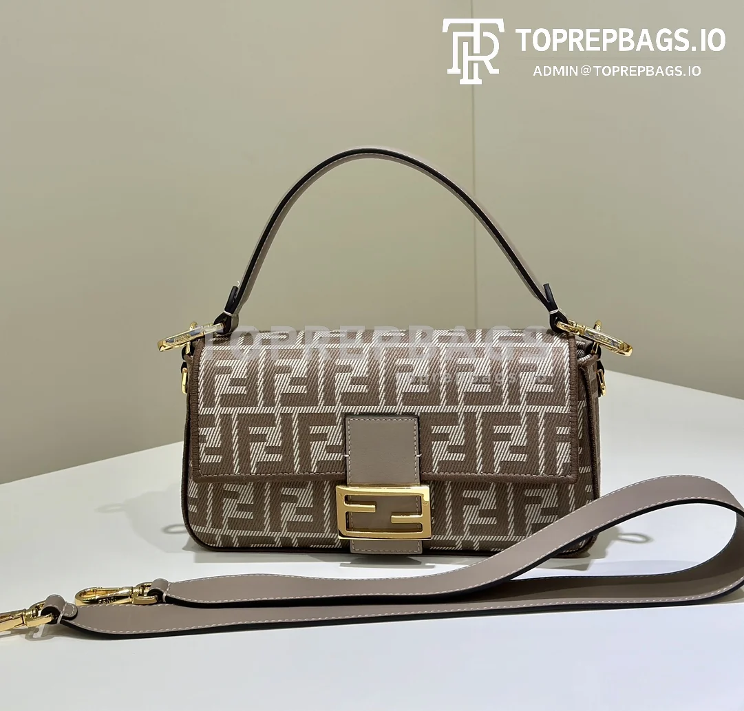 i1747908766_2846_1 Fendi Baguette Medium in Taupe
