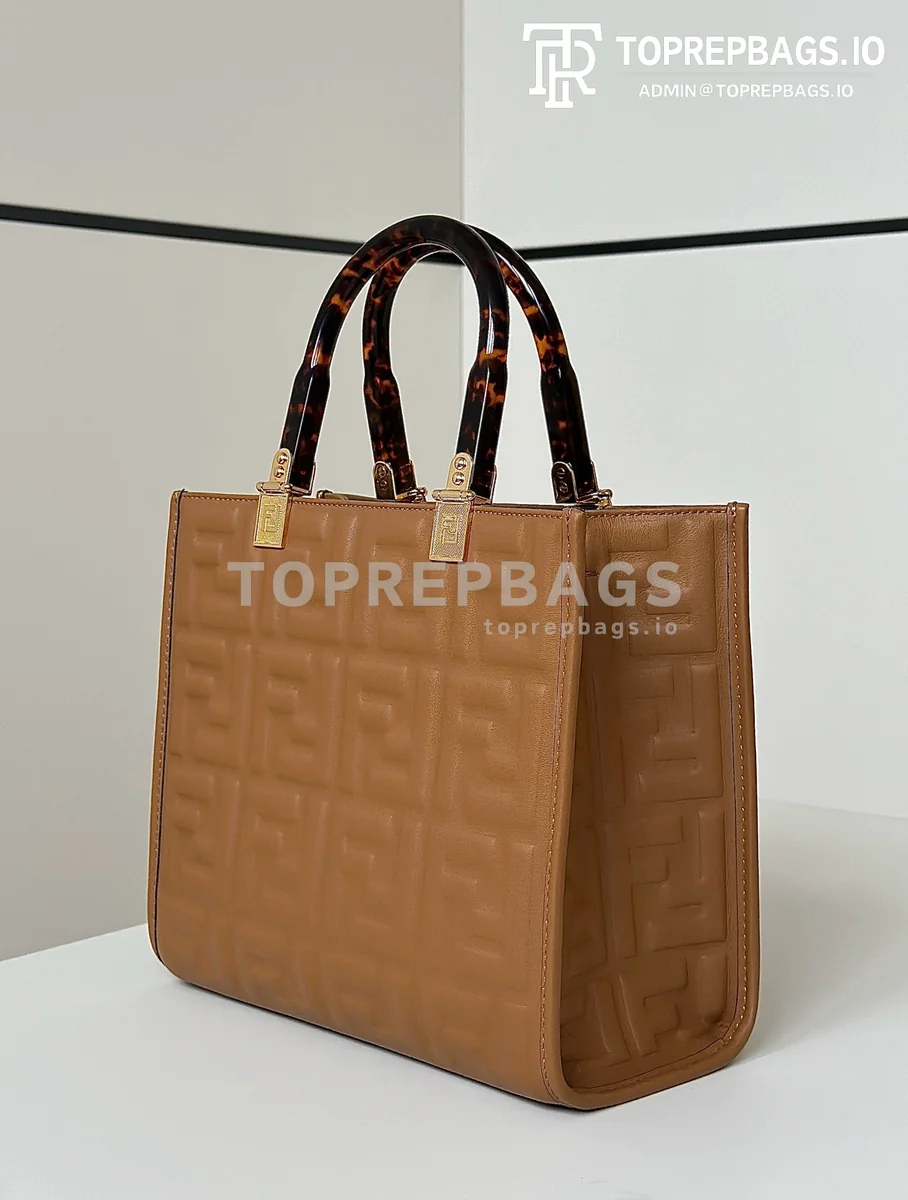 i1748246917586_4749_0_1 Fendi Sunshine Shopper Small in Brown