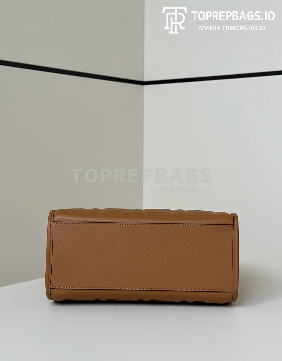 i1748246919027_4709_0_2 Fendi Sunshine Shopper Small in Brown
