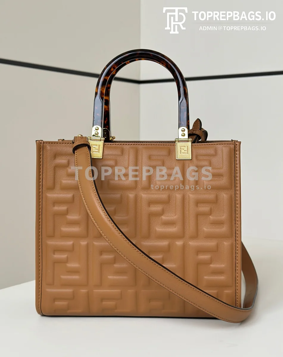 i1748246919050_7115_0_0 Fendi Sunshine Shopper Small in Brown