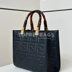 Fendi Sunshine Shopper Small in Black