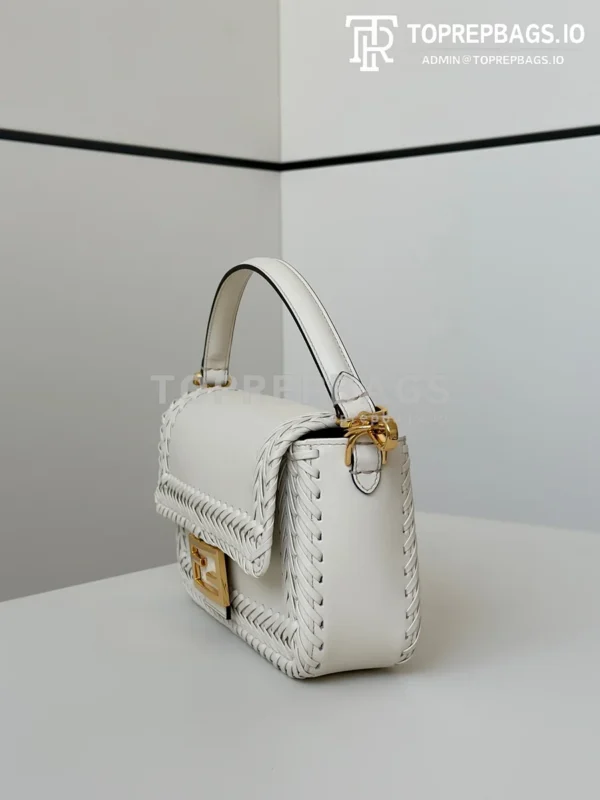 i1754044856_4884_2 Fendi Baguette in White