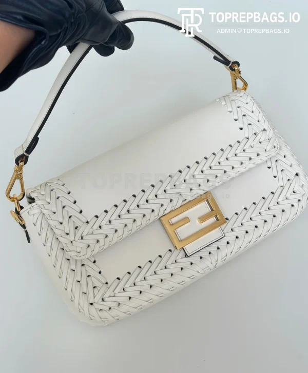 i1754045107_6893_5 Fendi Baguette in White