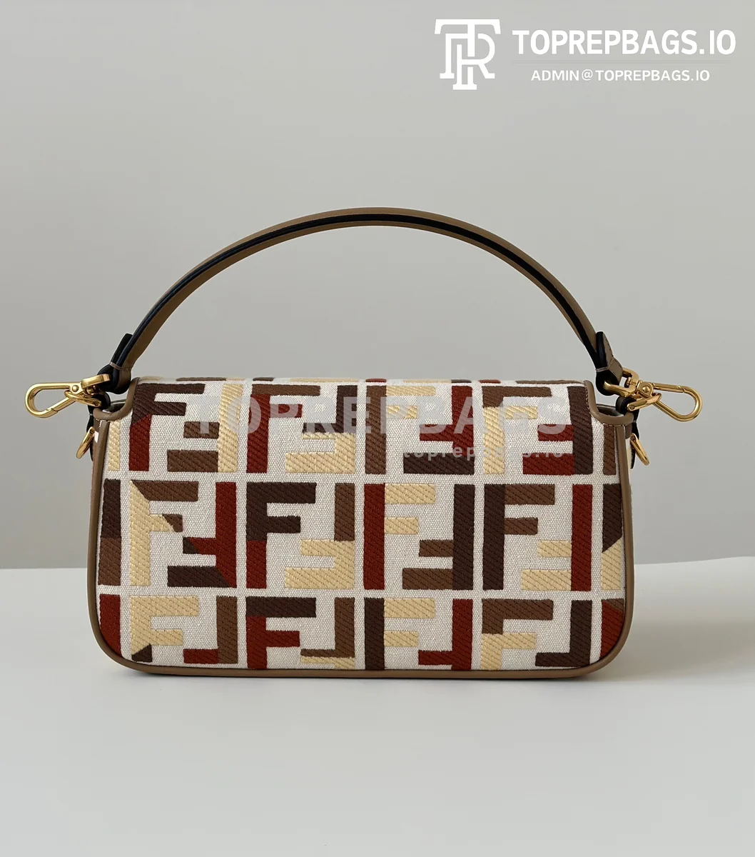 i1758535587_7099_3 Fendi Baguette in Beige