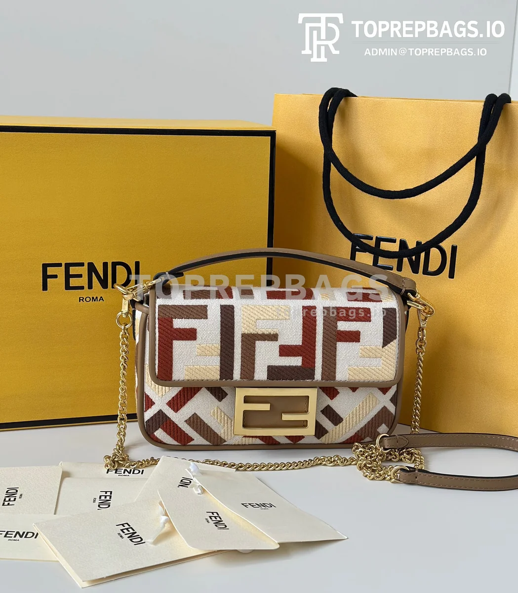 i1758536031_3992_0 Fendi Baguette in Beige