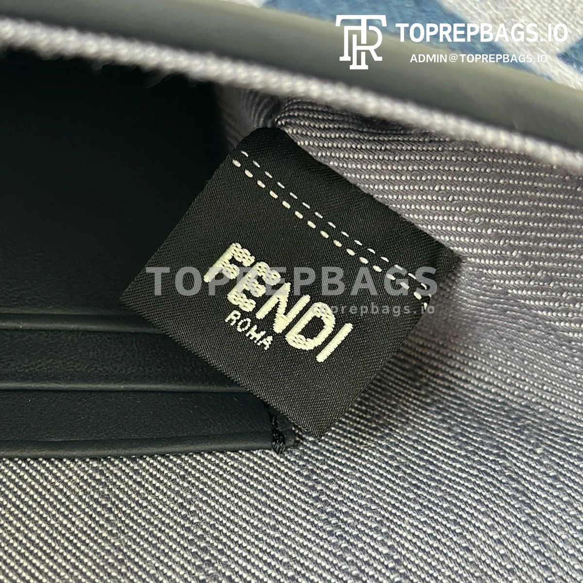 i1759227977708_2950_0_6 Fendi Baguette in Grey