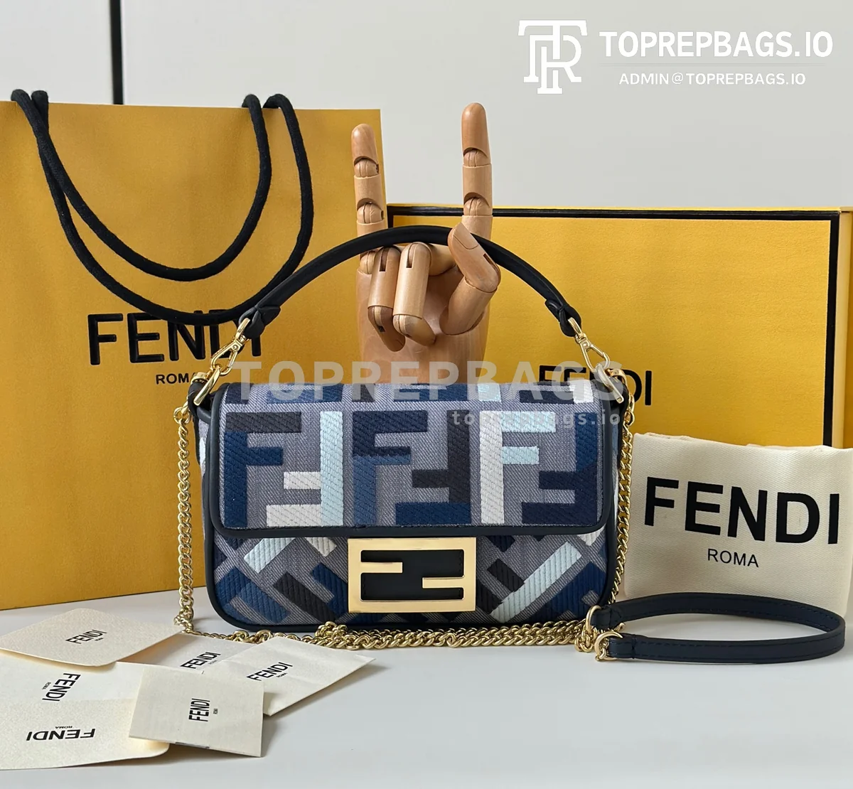 i1759227977747_8138_0_0 Fendi Baguette in Grey