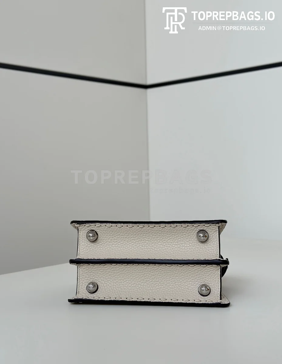 i1769664019117_7416_0_3 Fendi Peekaboo ISeeU Petite in White