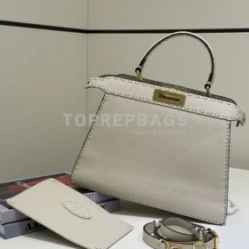 Fendi Peekaboo Medium in Beige