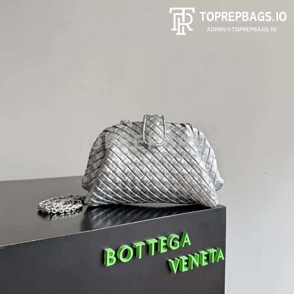 i1770373297648_7483_0_0 Bottega Veneta Lauren 1980 Small in Silver