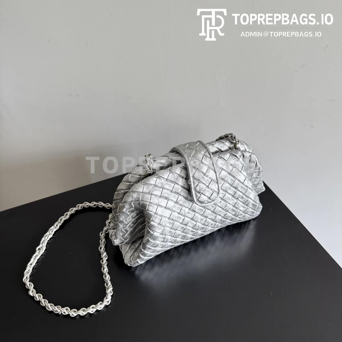 i1770373301027_6940_0_3 Bottega Veneta Lauren 1980 Small in Silver