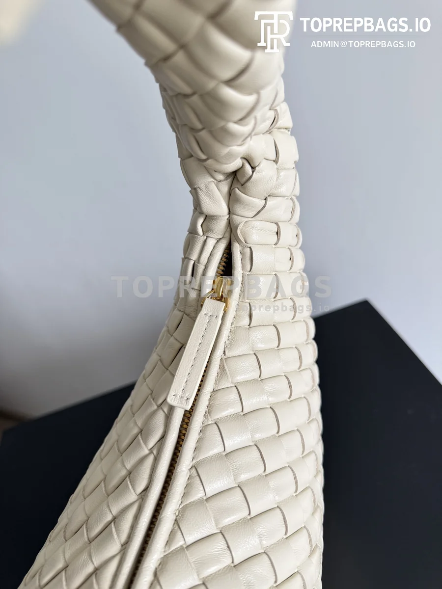 i1774426832209_6741_0_4 Bottega Veneta Hop Hobo in Beige