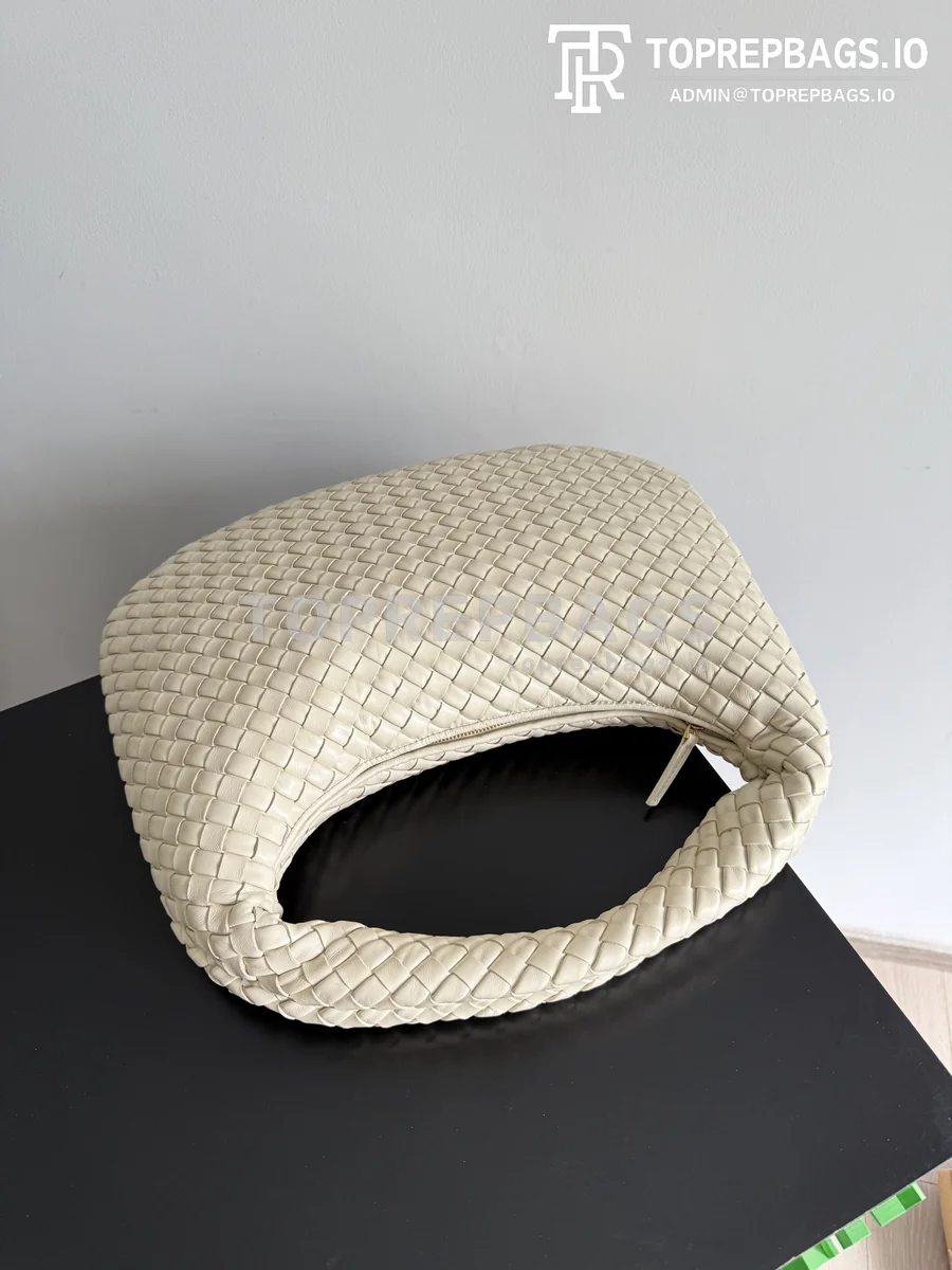 i1774426839465_7545_0_3 Bottega Veneta Hop Hobo in Beige