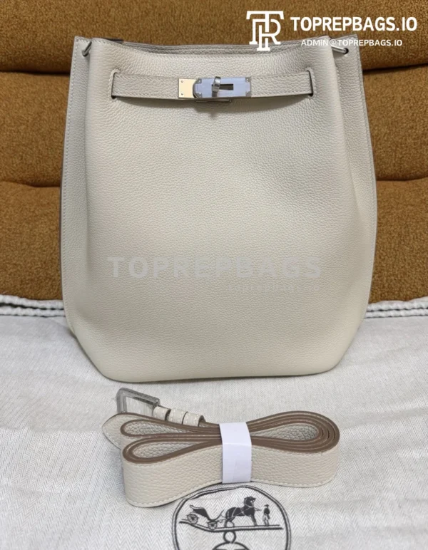 i1774761986072_2795_0_0 Hermes Kelly Bucket in White