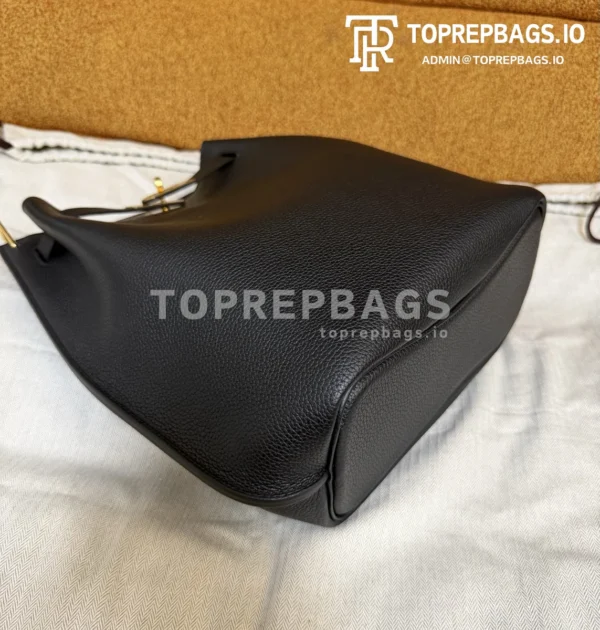 i1774762010891_276_0_3 Hermes Kelly Bucket in Black