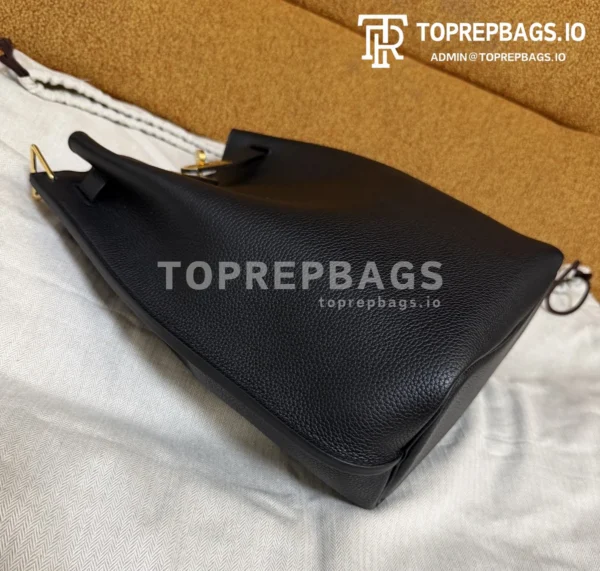 i1774762012111_8525_0_2 Hermes Kelly Bucket in Black